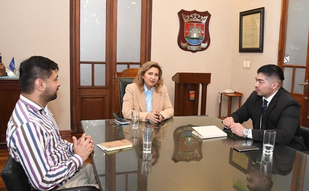El historiador Peralta Puy fue recibido por la Intendente de la Capital