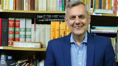 El escritor Bernardo Stamateas se presentará en el Óvalo del Parque Sur el lunes con el apoyo de Cultura de la municipalidad