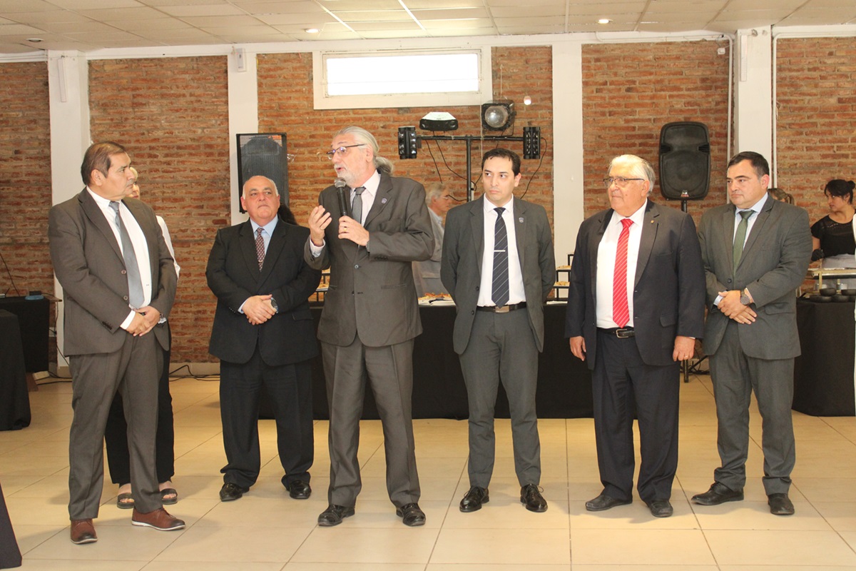 Presentaron libro sobre la reforma de la Constitución santiagueña en 2005