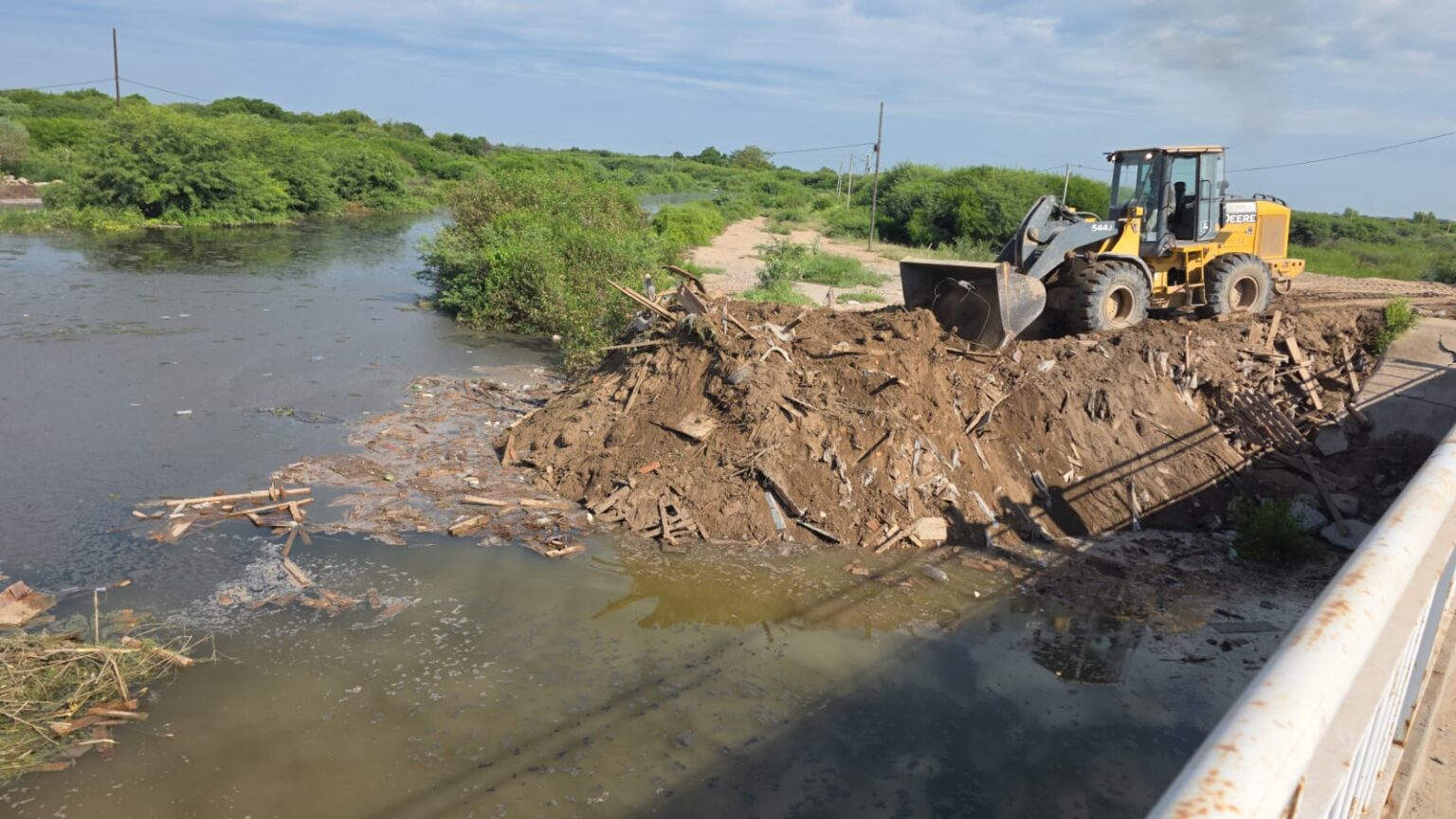 El Gobierno de la provincia reforzó las medidas de control y prevención por la crecida del Río Dulce y lluvias en el sudeste santiagueño