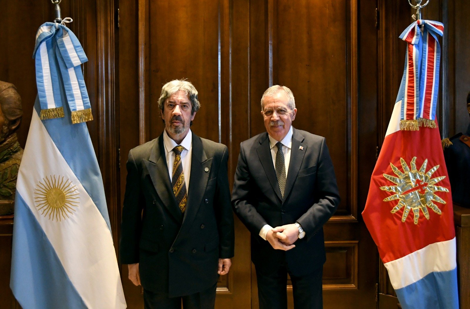 El Gobernador recibió a destacados juristas de Brasil y Paraguay en Casa de Gobierno