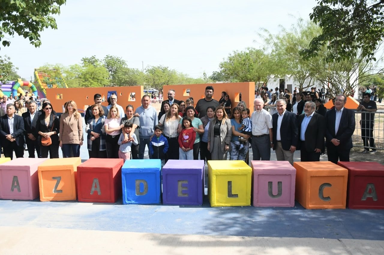 La Intendente Fuentes junto a las Ministras O’Mill, Nassif y Monseñor Bokalic inauguró una nueva plaza en el sector de Don Bosco